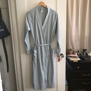 GO Robe baby blue grey